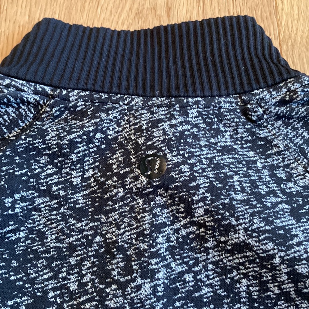 Lululemon Quarter Zip - Picture 5 of 6